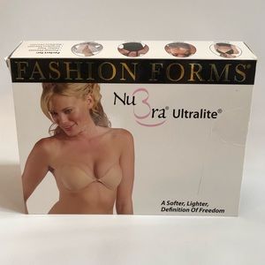 Nubra Stick-on Bra